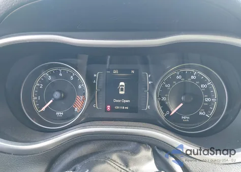 2014 Jeep Cherokee Latitude z USA, uszkodzony, nr VIN 1C4PJMCS9EW278738